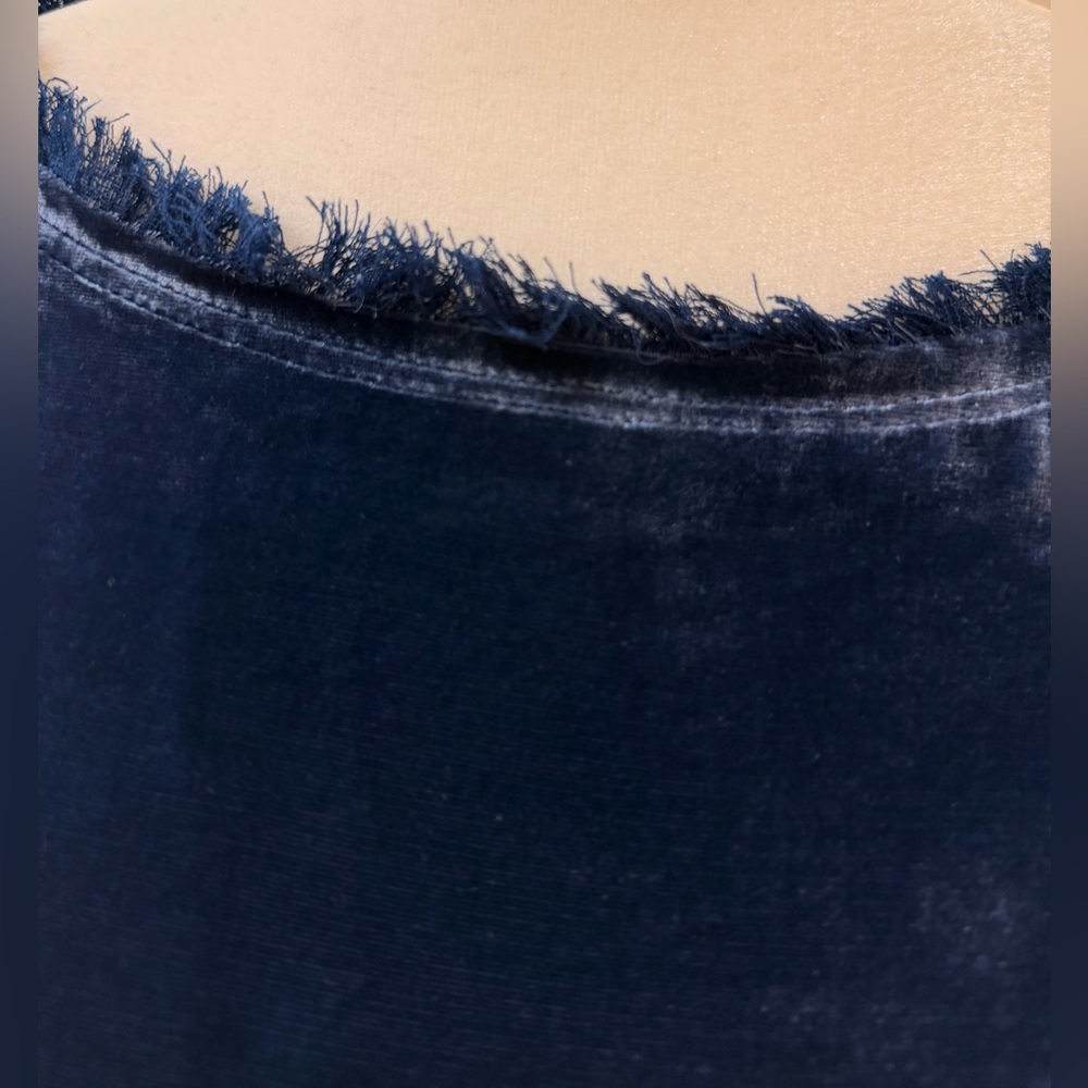 Sundance Deep Blue Velvet Blouse Dolman Sleeve Top, Size Medium, NWOT - Picture 10 of 13